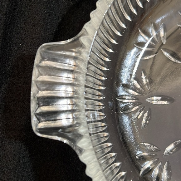 Vintage Glass Bowl - Picture 2 of 4
